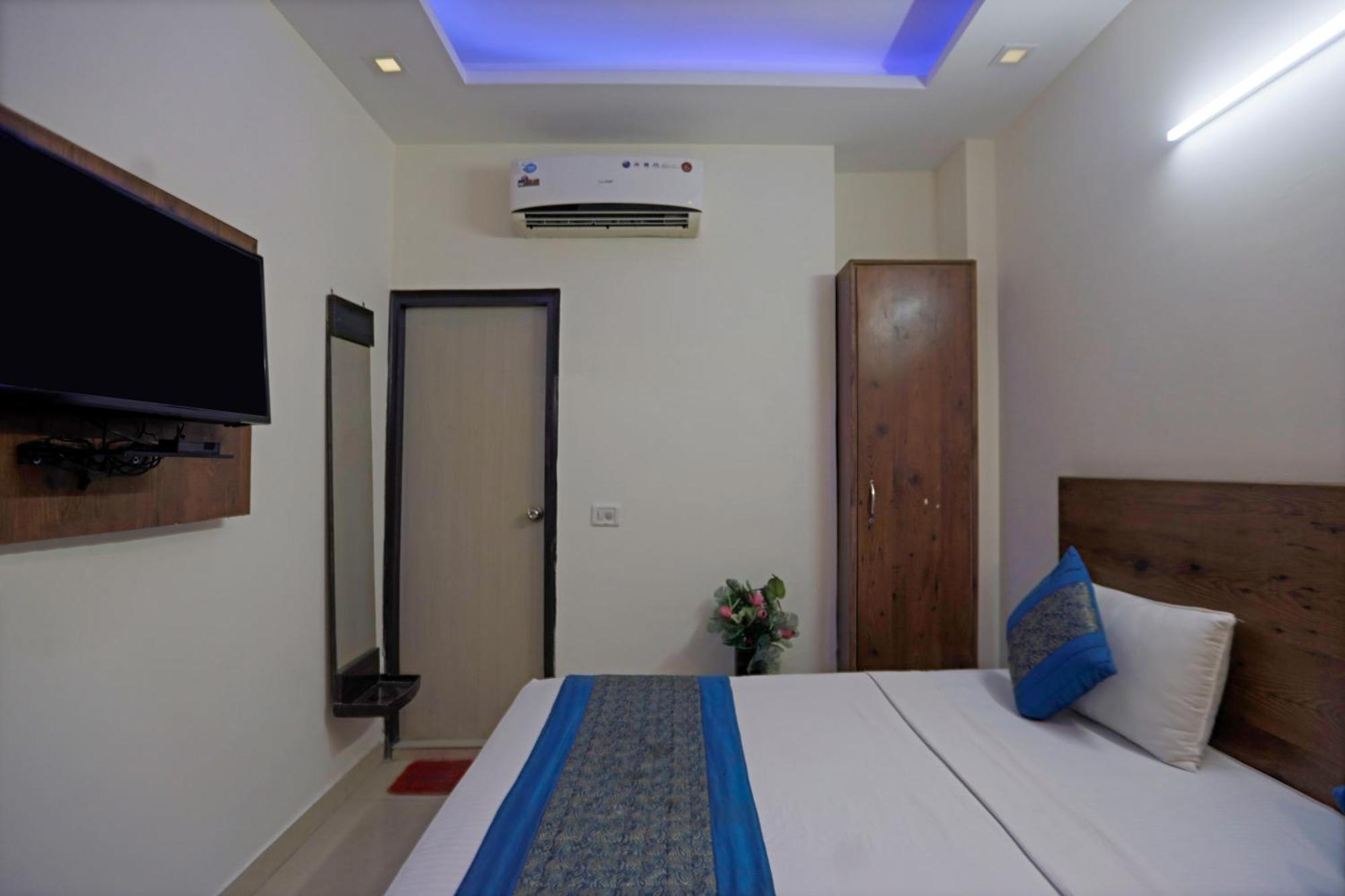 Hotel Moody